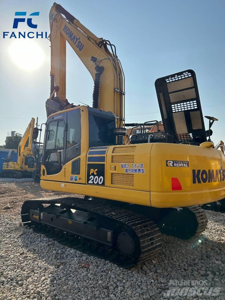 Komatsu PC 200-8 Kāpurķēžu ekskavatori