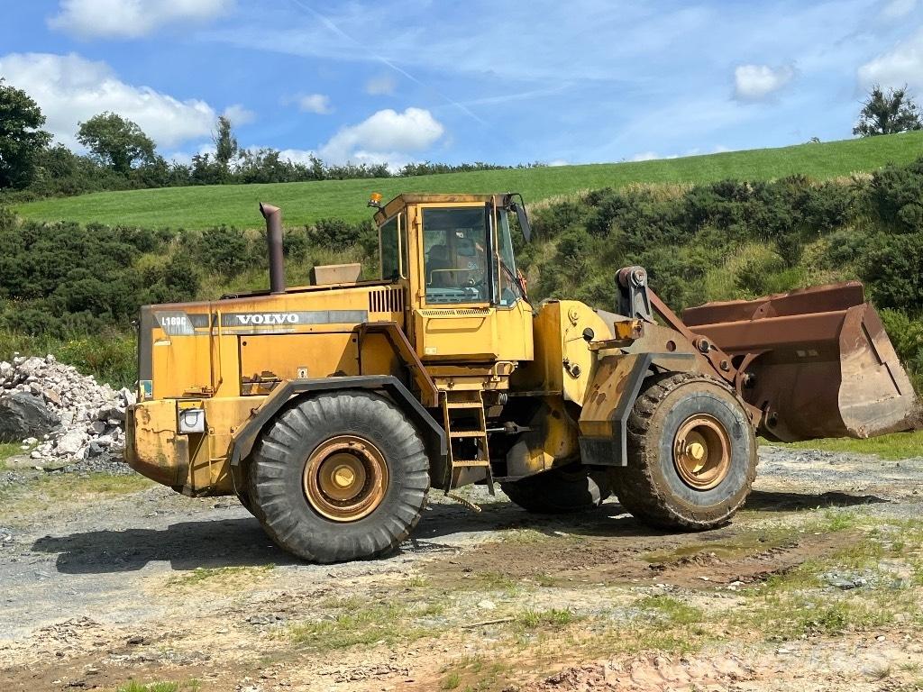 Volvo L180c Iekrāvēji uz riteņiem