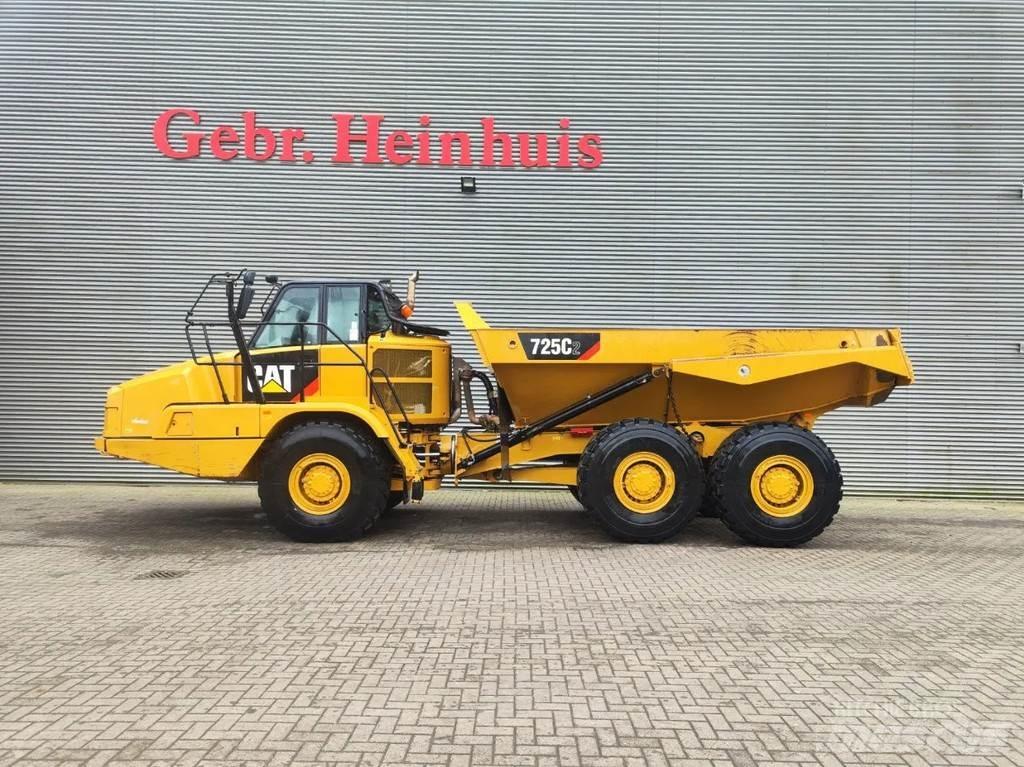 CAT 725 C2 6x6 Artikulētie pašizgāzēji