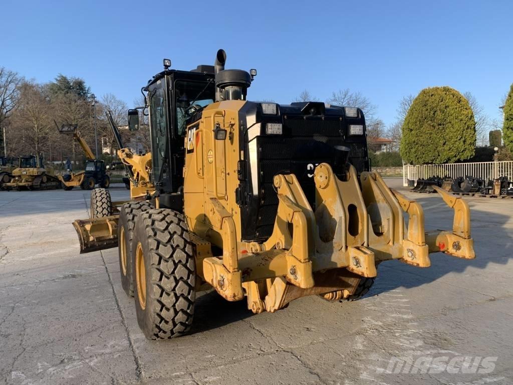 CAT 140 M 3 Greideri