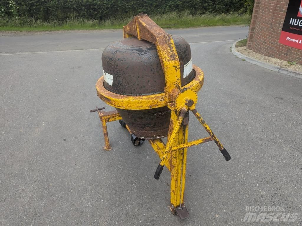 Howard PTO CONCRETE Betona maisītājs