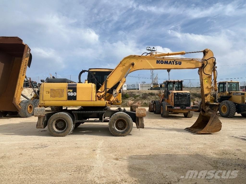 Komatsu PW 180 Ekskavatori uz riteņiem