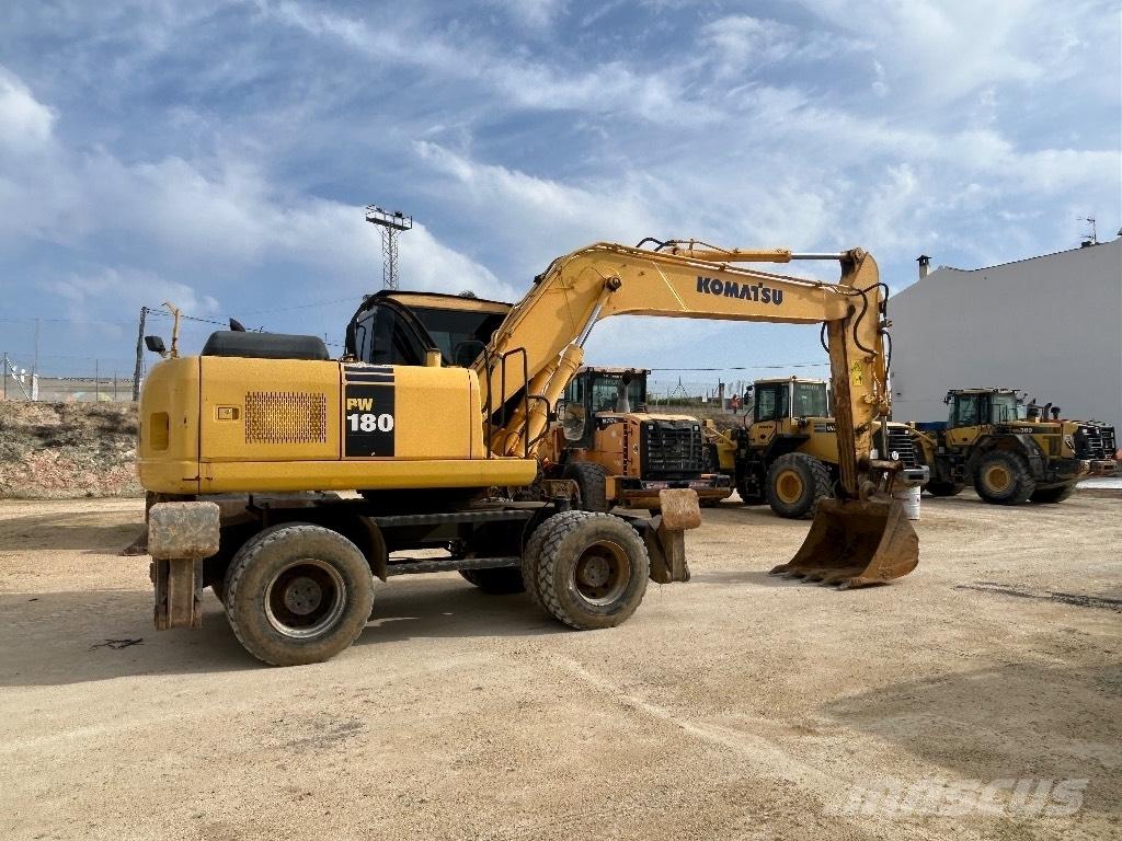 Komatsu PW 180 Ekskavatori uz riteņiem