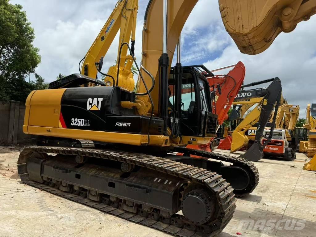 CAT 325 D L Kāpurķēžu ekskavatori