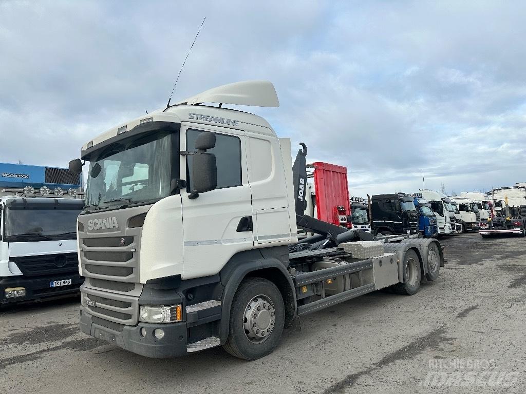 Scania R 450 6x2*4 Treileri ar āķi