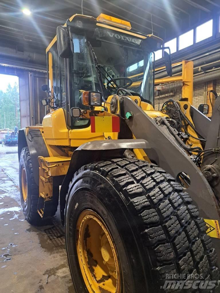 Volvo L 60 F Iekrāvēji uz riteņiem