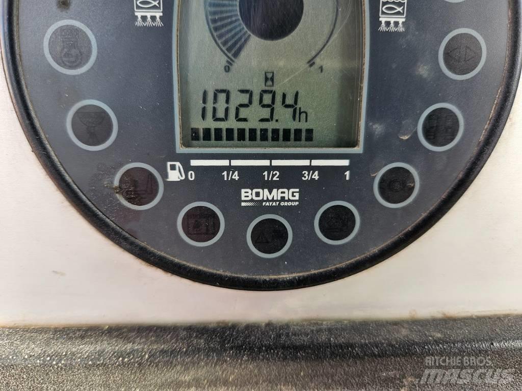 Bomag BW 174 A P-4 Divvalču grunts veltņi