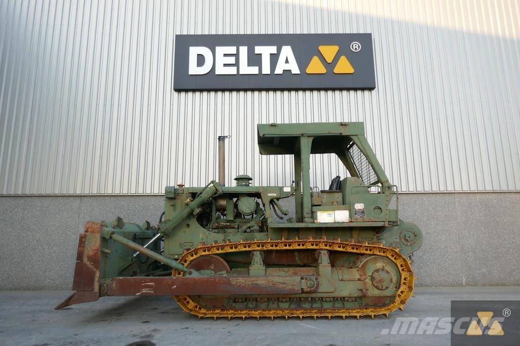 CAT D7G Ex-army Kāpurķēžu buldozeri