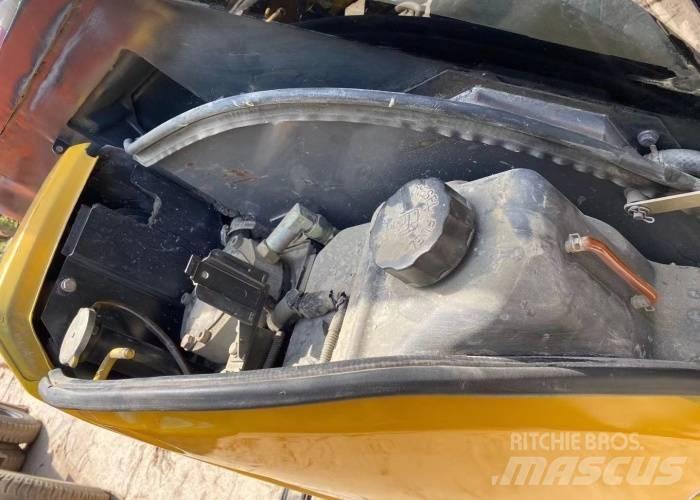 Komatsu PC30 Kāpurķēžu ekskavatori