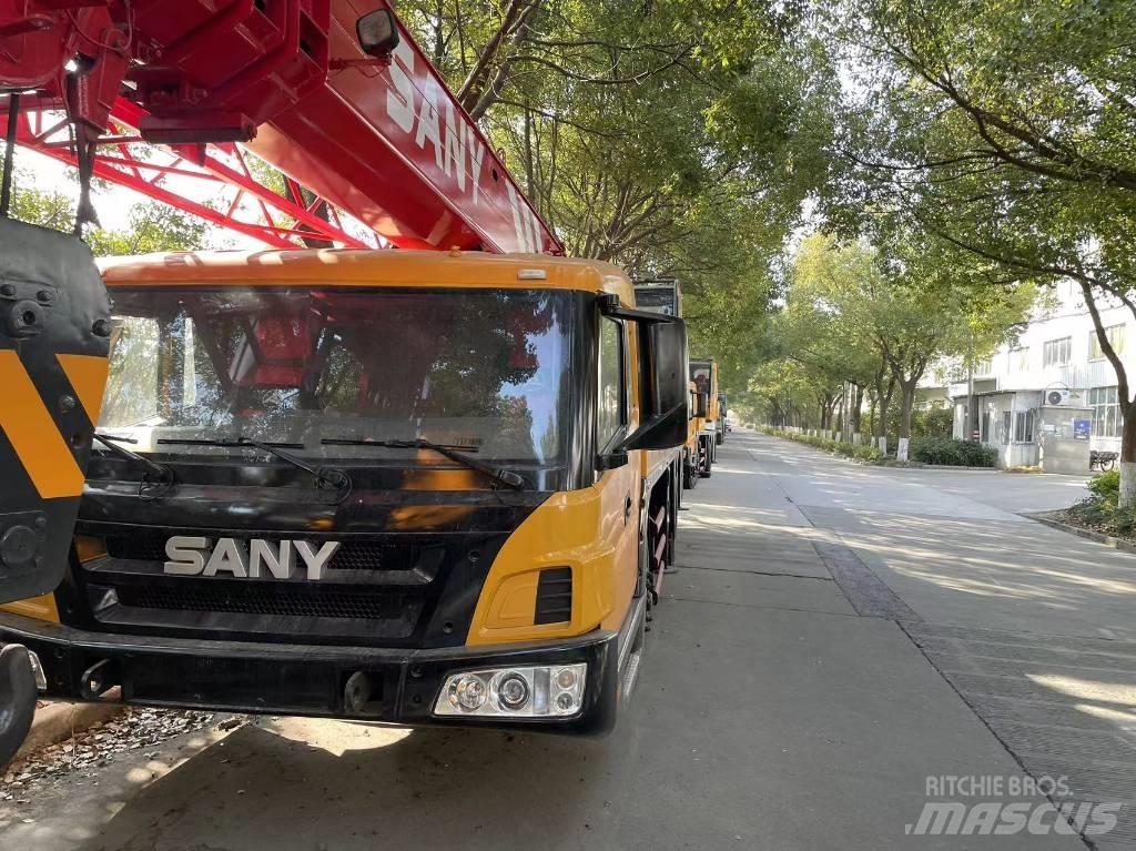 Sany 250s Visurgājēji celtņi
