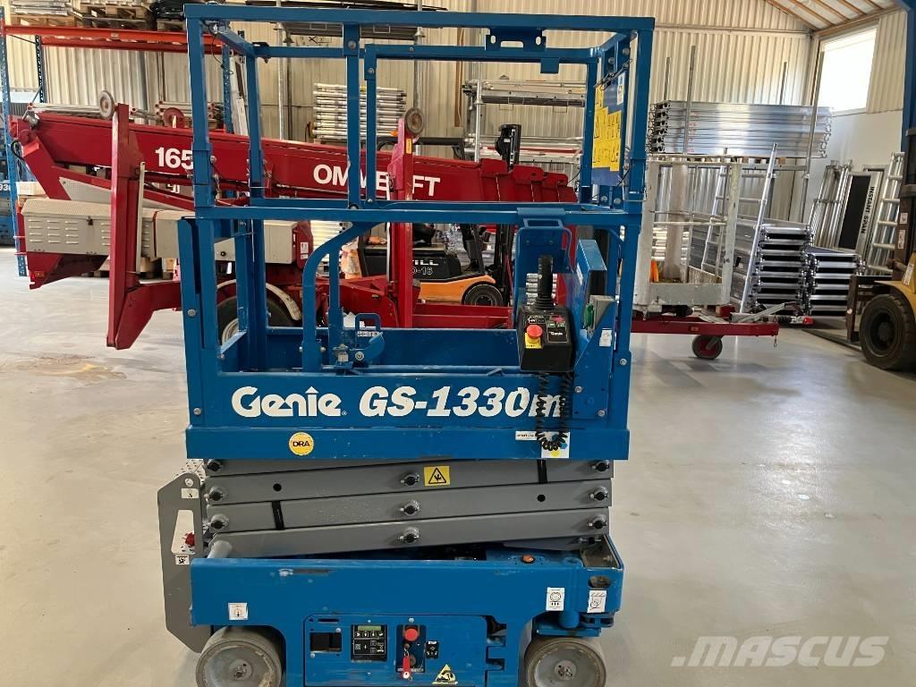 Genie GS 1330 Šķerveida pacēlāji