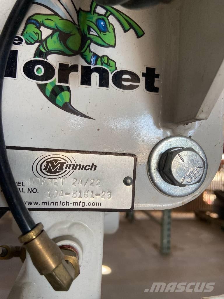  Minnich Hornet 24/22 Betona maisītājs