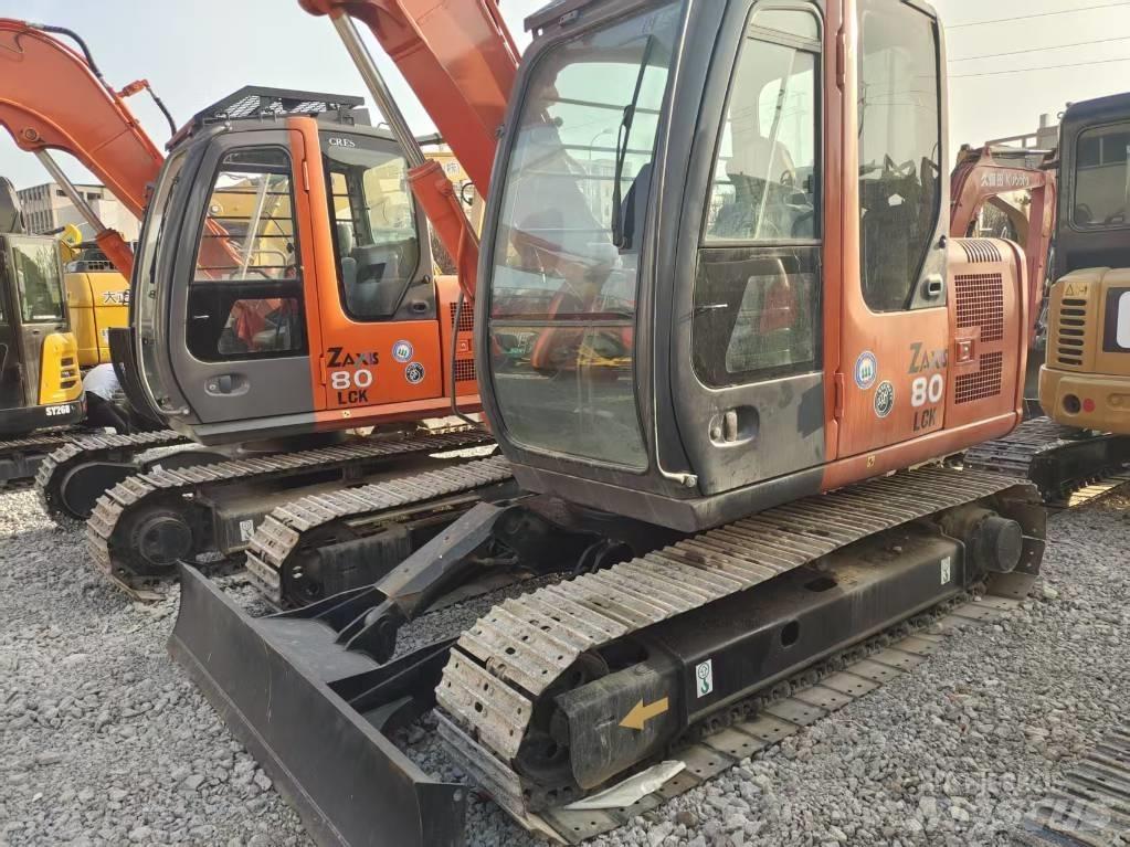 Hitachi ZX 80 Vidēja lieluma ekskavatori 7 t - 12 t