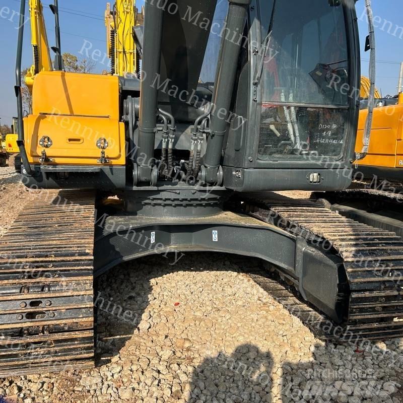Hyundai 215VS Kāpurķēžu ekskavatori