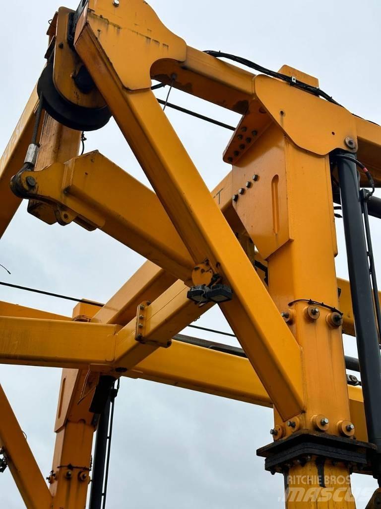 Combilift SC 3 T Konteineru manipulatori