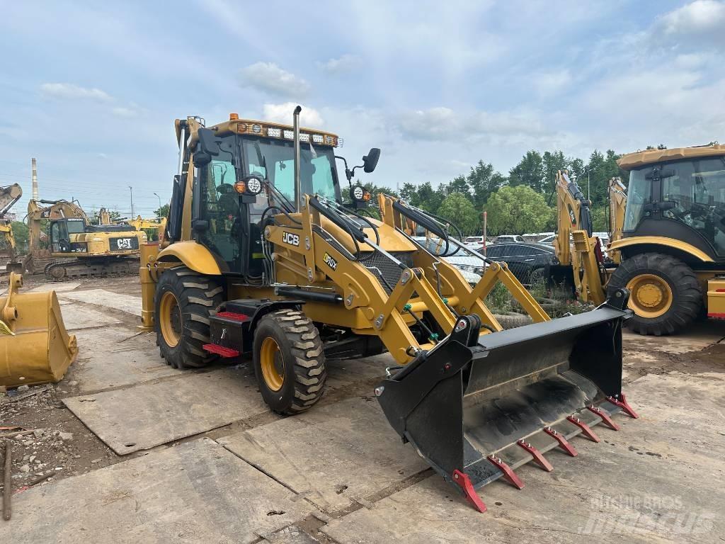 JCB 3 CX Ekskavatori-iekrāvēji