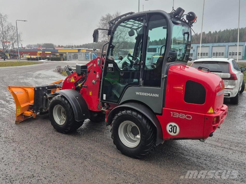 Weidemann 1380 Iekrāvēji uz riteņiem