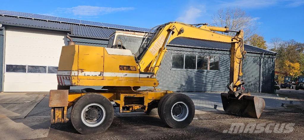 Liebherr A902 Ekskavatori uz riteņiem