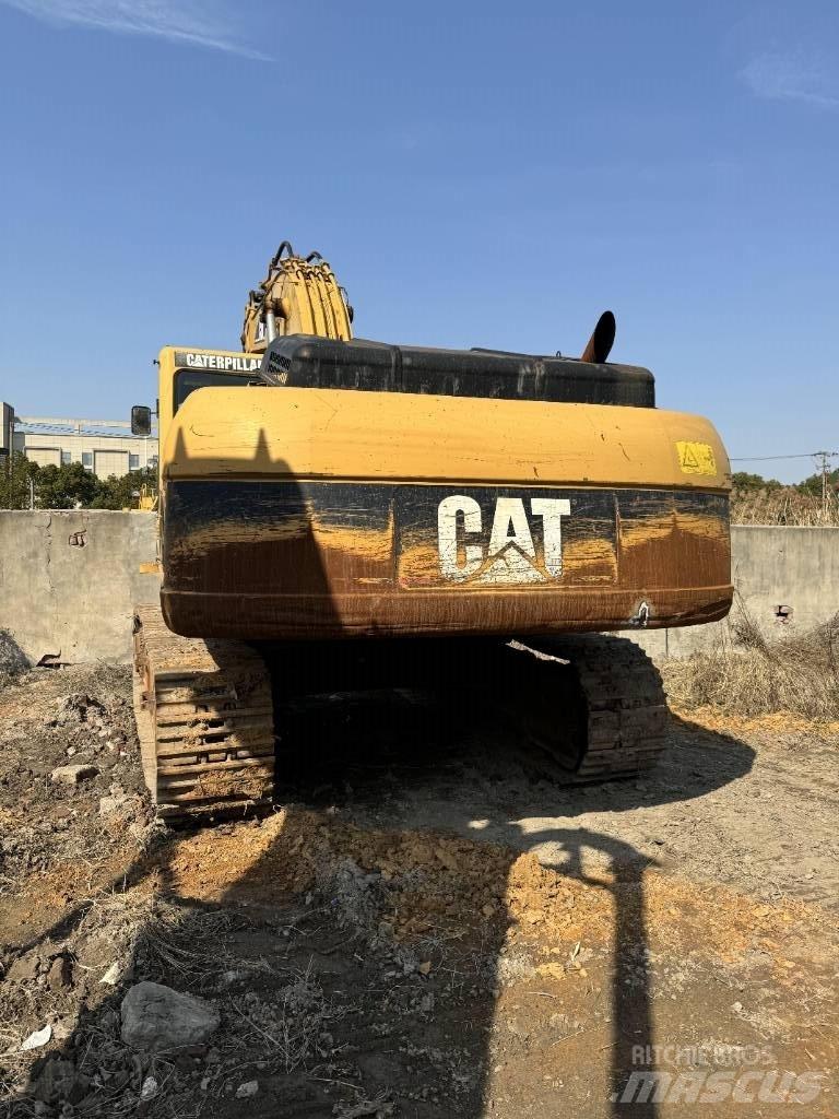 CAT 330C Kāpurķēžu ekskavatori
