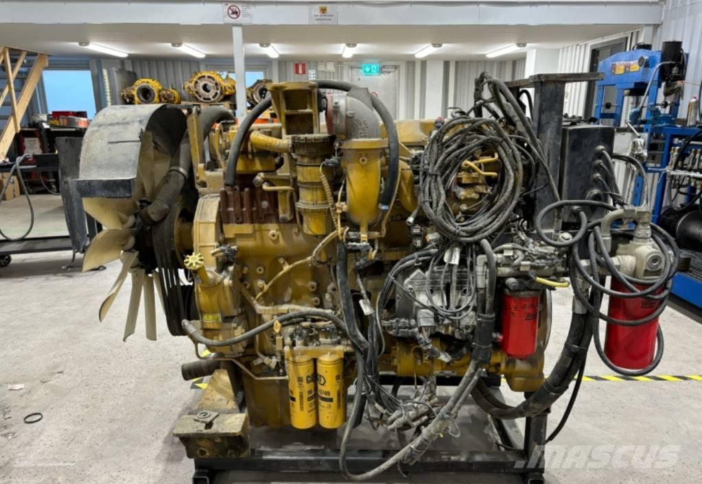 CAT C 13 Kāpurķēžu ekskavatori