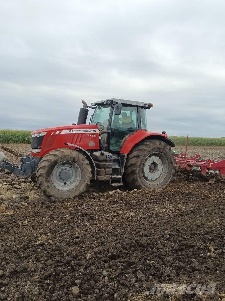 Massey Ferguson 7726 Traktori