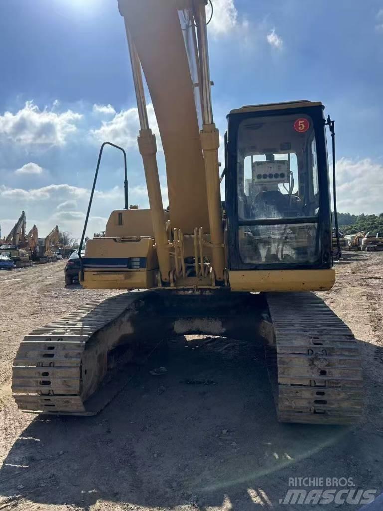 CAT 320 B L Kāpurķēžu ekskavatori