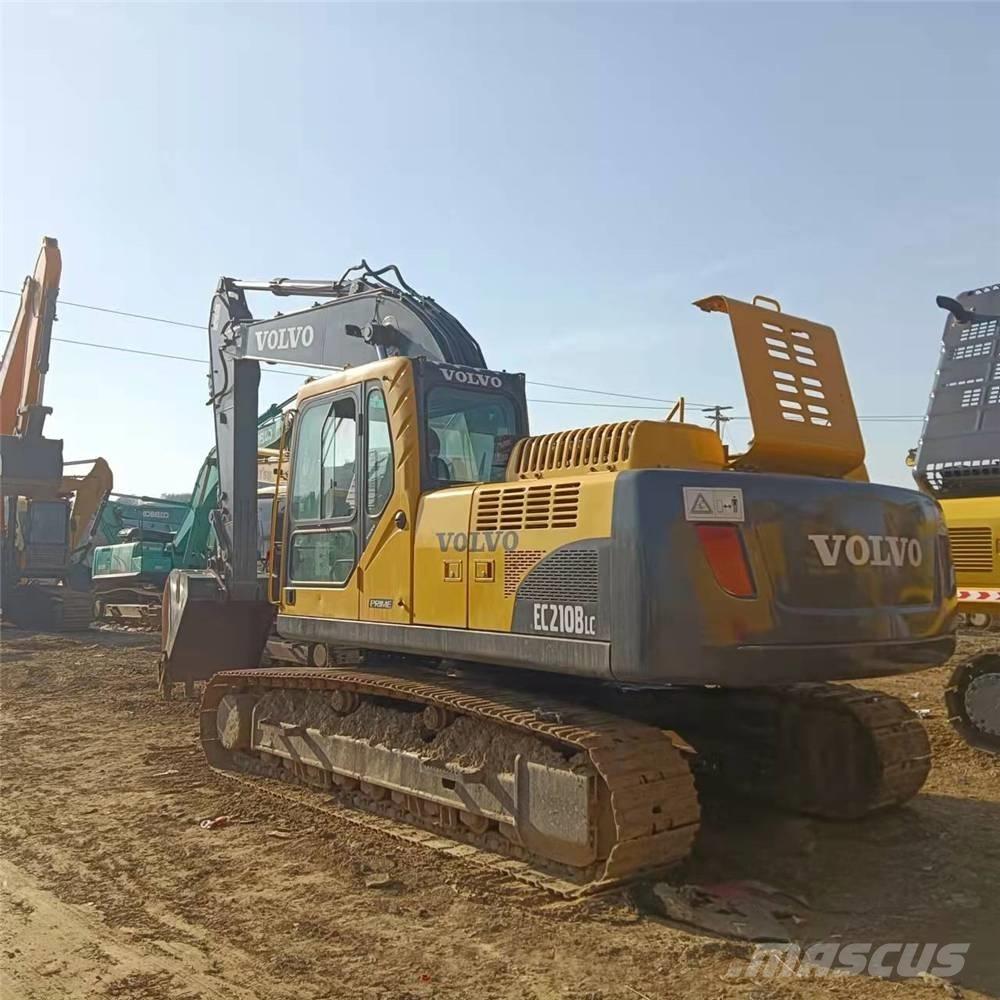 Volvo EC210B Kāpurķēžu ekskavatori