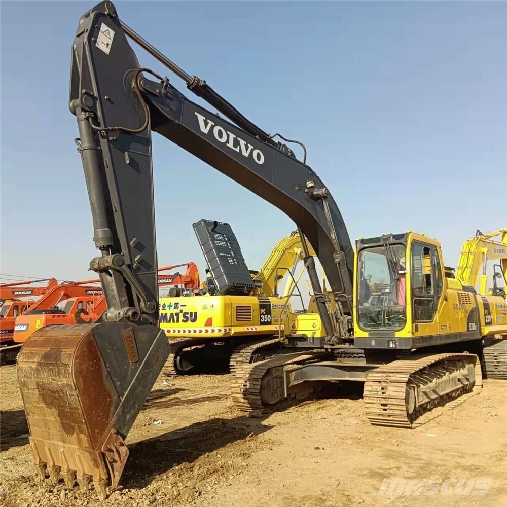 Volvo EC210B Kāpurķēžu ekskavatori