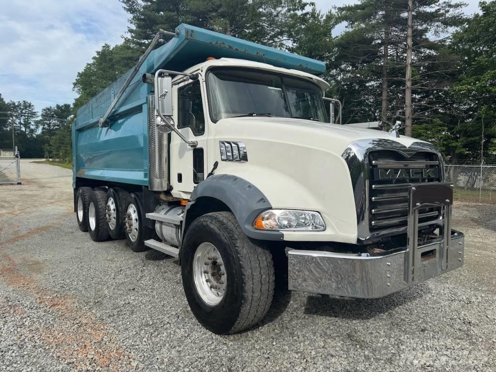 Mack Granite CT 713 Pašizgāzējs