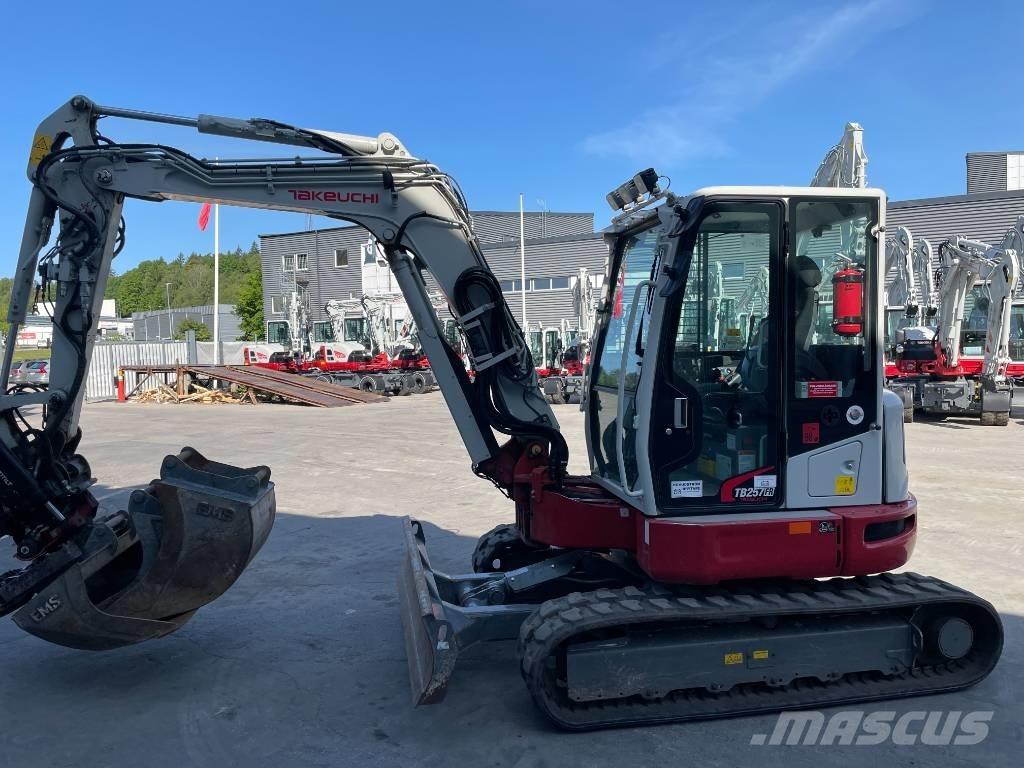Takeuchi TB 257 FR Mini ekskavatori < 7 t