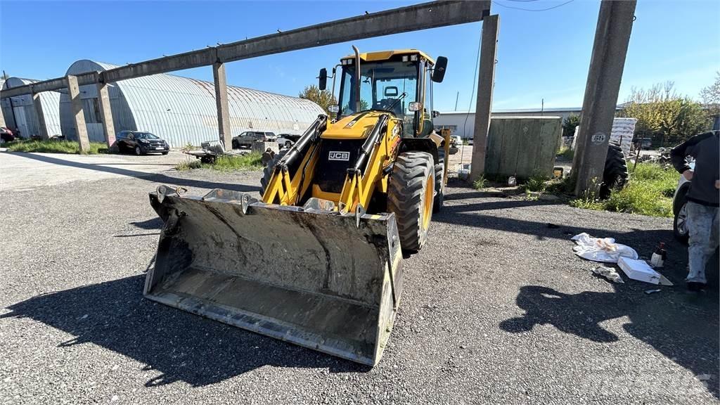 JCB 4CX PRO Ekskavatori-iekrāvēji