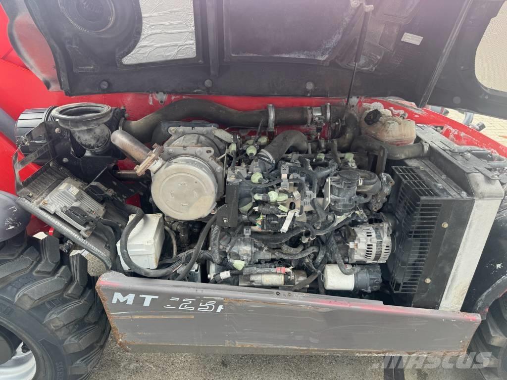 Manitou MT 625 H Teleskopiskie manipulatori