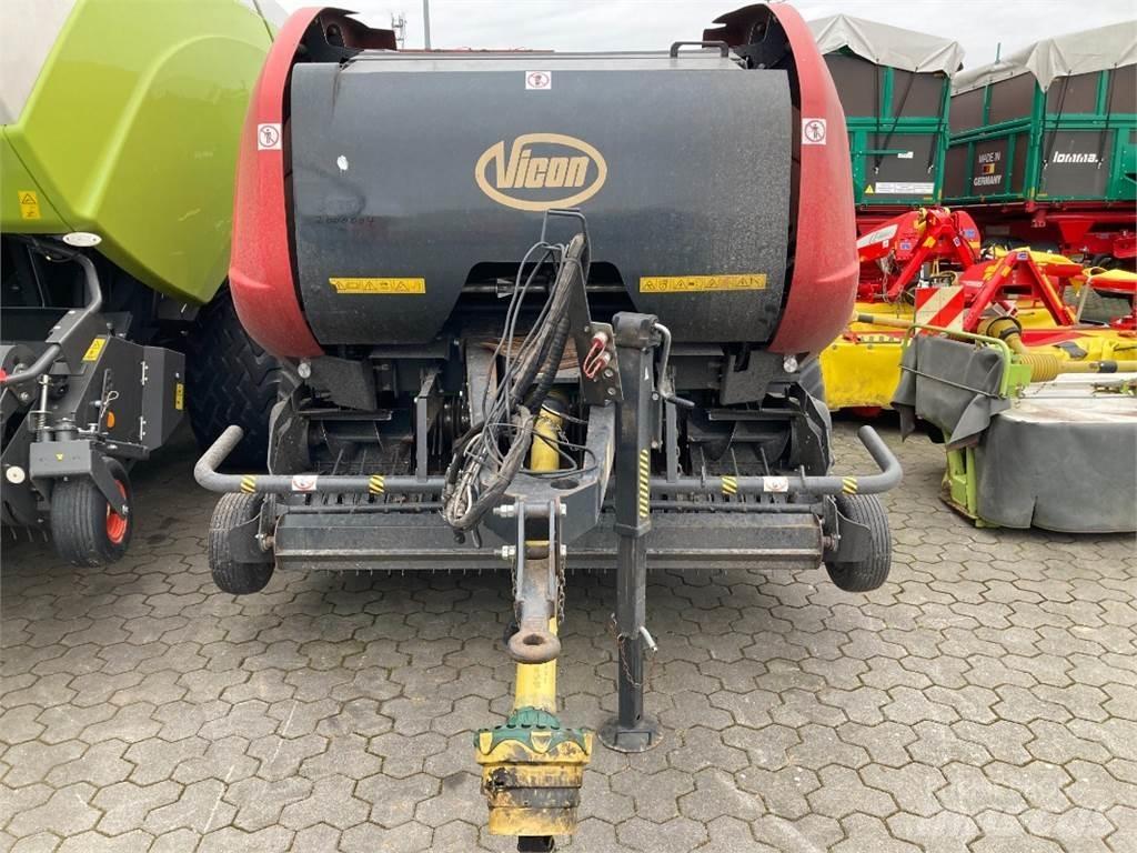 Vicon RF 3325 Rituļu preses