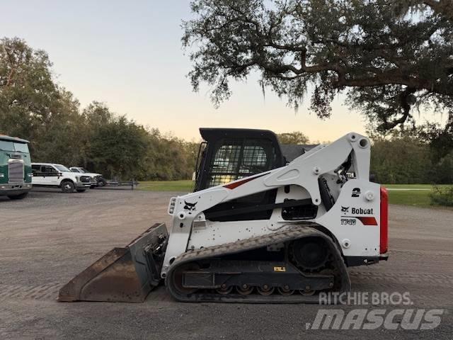 Bobcat T 740 Lietoti riteņu kompaktiekrāvēji