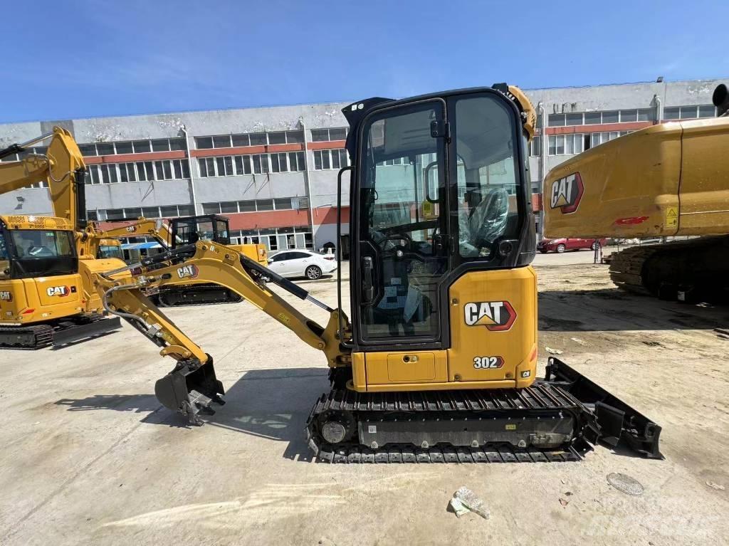 CAT 302 Mini ekskavatori < 7 t