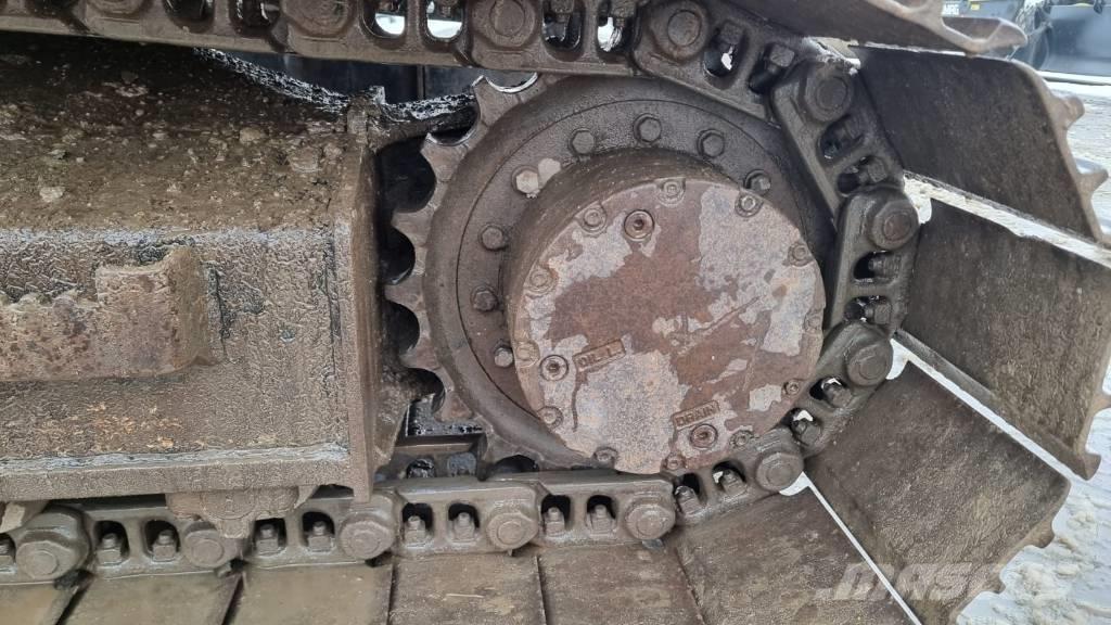 JCB JS 145 LC Kāpurķēžu ekskavatori