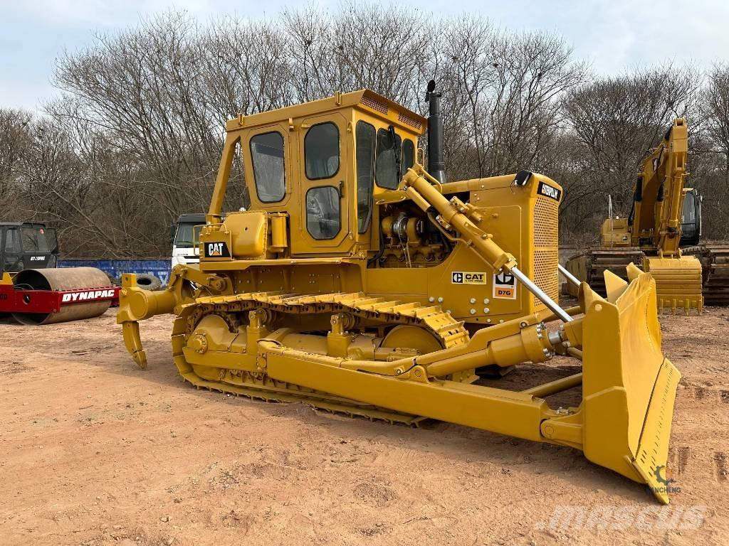 CAT D 7 G Kāpurķēžu buldozeri