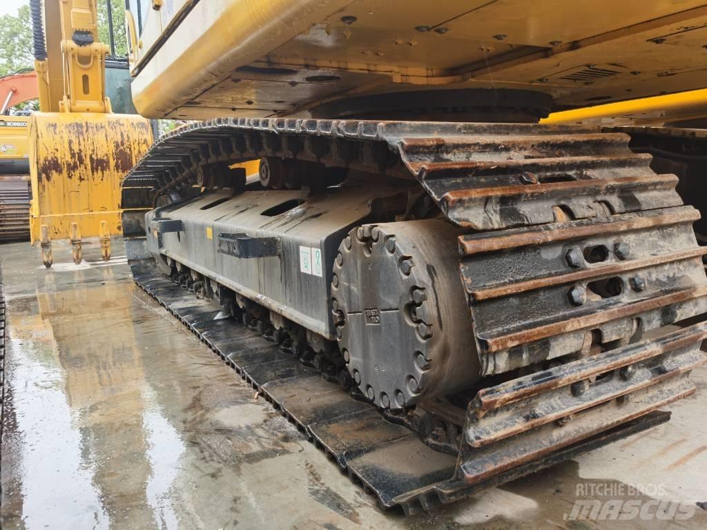 Komatsu PC 200-8 Kāpurķēžu ekskavatori
