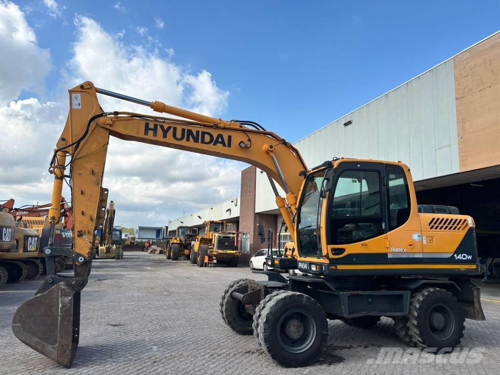 Hyundai 140W-9 Ekskavatori uz riteņiem