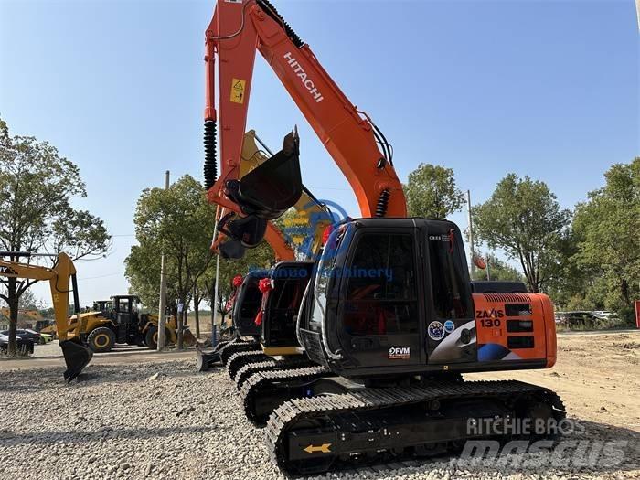 Hitachi ZX 130 Kāpurķēžu ekskavatori