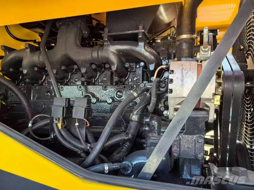 Komatsu WA 470 Iekrāvēji uz riteņiem