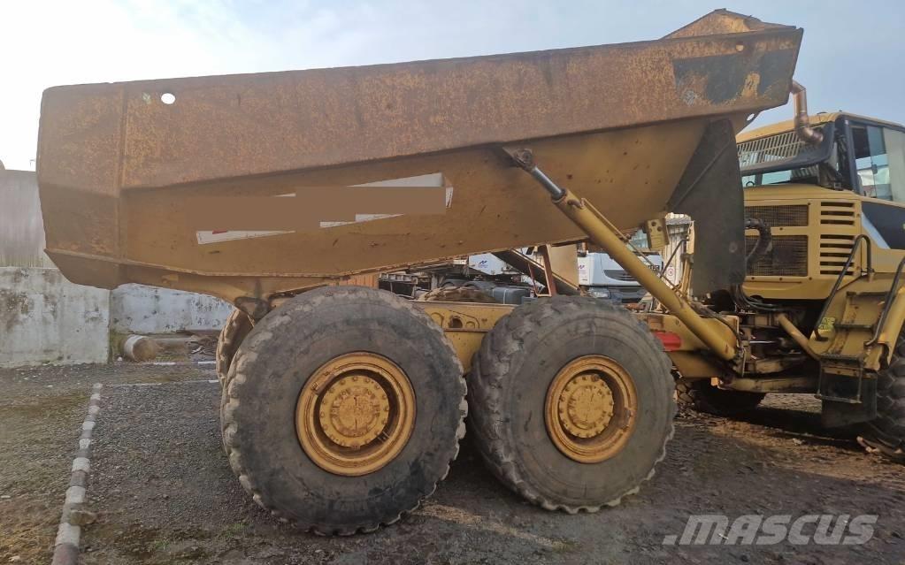 CAT 730 Artikulētie pašizgāzēji