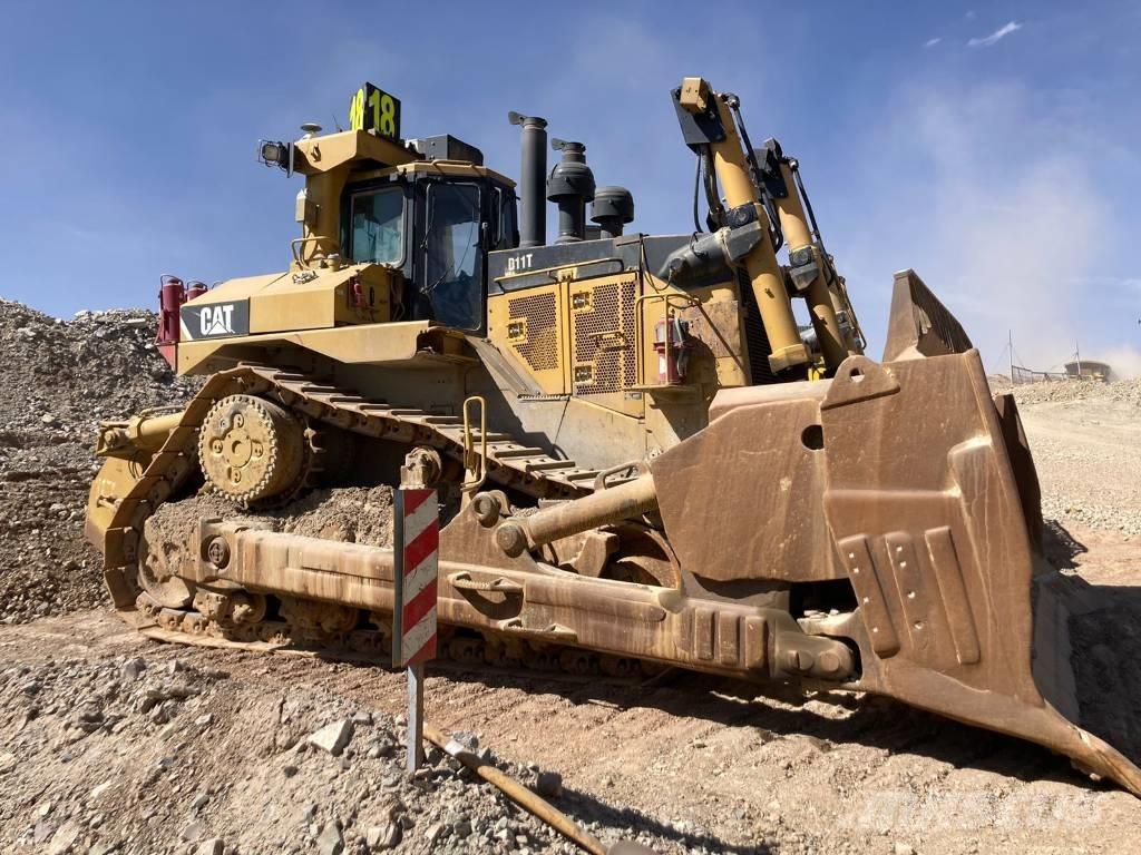 CAT D 11 T Kāpurķēžu buldozeri