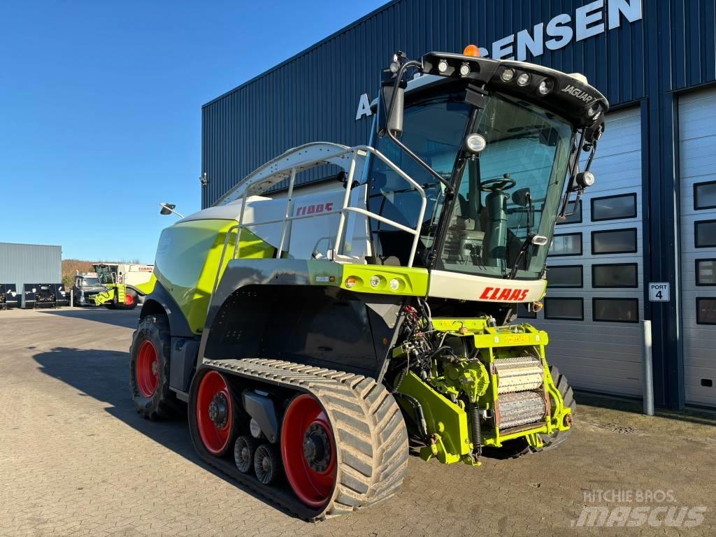 CLAAS Jaguar 960 4WD Lopbarības novācēji