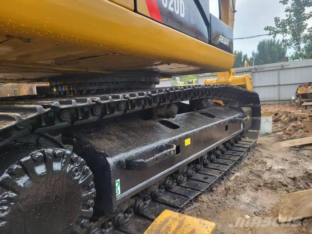 CAT 320 D L Kāpurķēžu ekskavatori