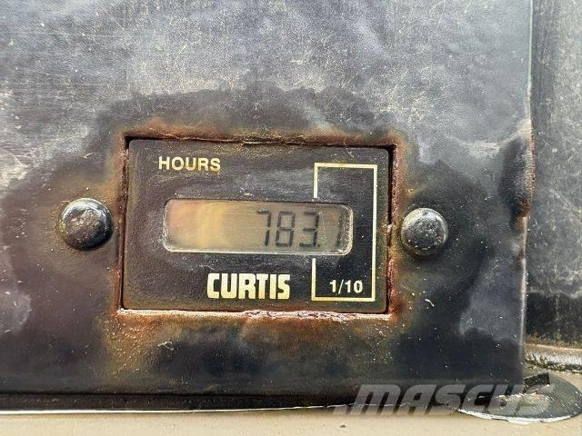 Mecalac TA 3 SH Mini pašizgāzēji