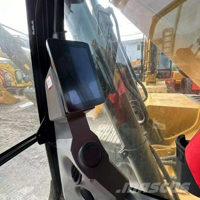 CAT 320 Kāpurķēžu ekskavatori