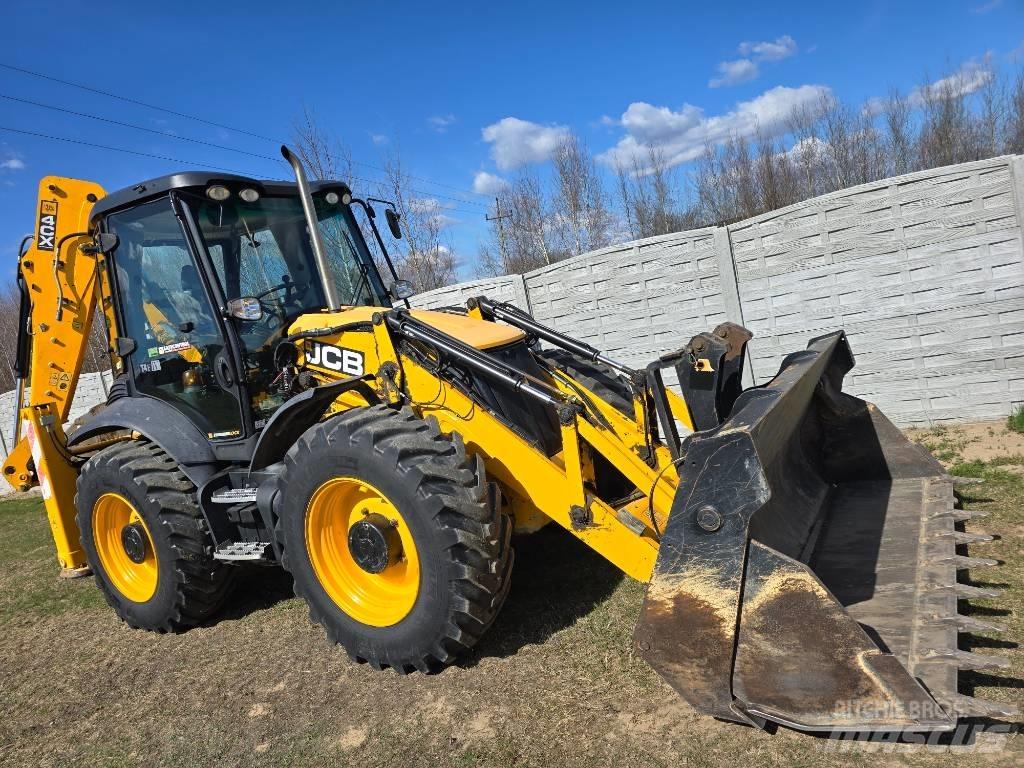 JCB 4 CX Ekskavatori-iekrāvēji