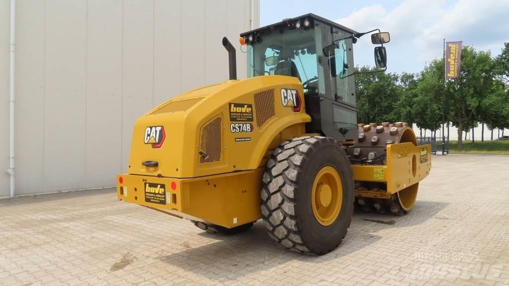 CAT CS74B Vienvalča grunts veltņi