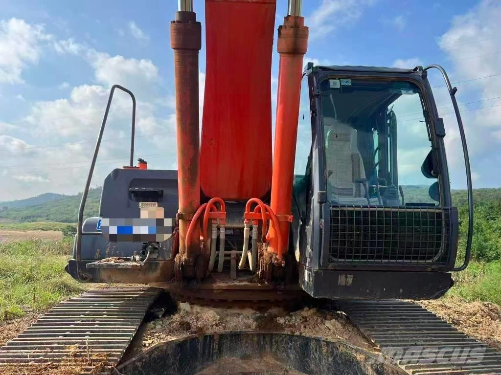 Hitachi ZX360H-5G Kāpurķēžu ekskavatori